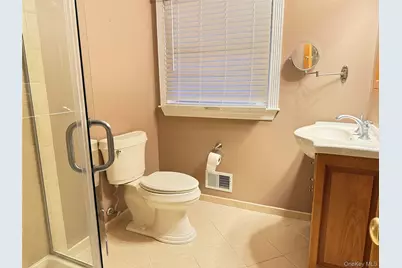 9 Glen Rose Court, West Nyack, NY 10994 - Photo 14