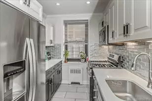 32-25 90th St, East Elmhurst, NY 11369 - Photo 2