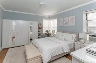 5 Midland Gardens, Bronxville, NY 10708 - Photo 8