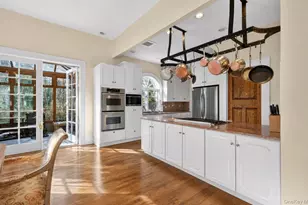 38 Tiffany Rd, Oyster Bay, NY 11771 - Photo 14