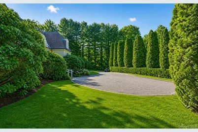38 Tiffany Road, Oyster Bay, NY 11771 - Photo 4