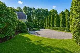 38 Tiffany Rd, Oyster Bay, NY 11771 - Photo 4