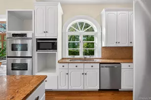 38 Tiffany Rd, Oyster Bay, NY 11771 - Photo 16