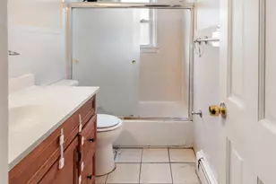 139-18 249th St, Rosedale, NY 11422 - Photo 20