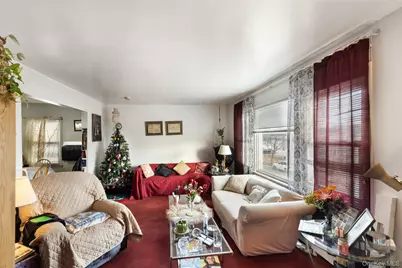 13918 249th Street, Rosedale, NY 11422 - Photo 28