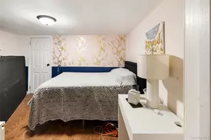 139-18 249th St, Rosedale, NY 11422 - Photo 24