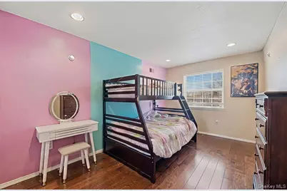 126 Mermaid Lane, Bronx, NY 10473 - Photo 10