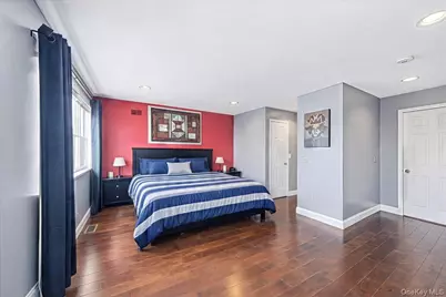 126 Mermaid Lane, Bronx, NY 10473 - Photo 8