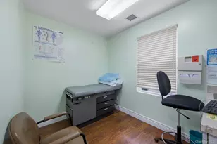 1 Arrowood Ln Ln, Melville, NY 11747 - Photo 8