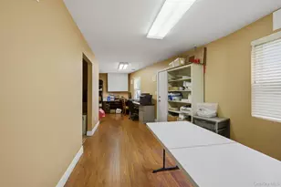 1 Arrowood Ln Ln, Melville, NY 11747 - Photo 18