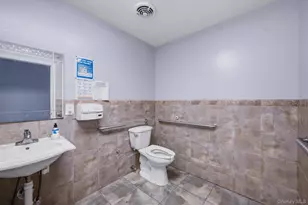 1 Arrowood Ln Ln, Melville, NY 11747 - Photo 16