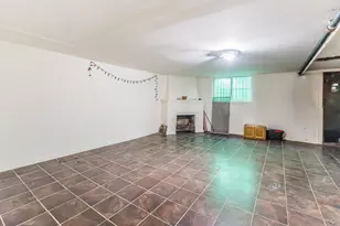 178-38 Leslie Rd, Jamaica, NY 11434 - Photo 22