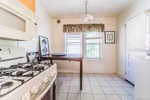 178-38 Leslie Rd, Jamaica, NY 11434 - Photo 12