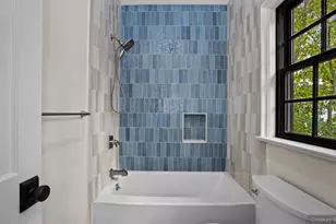 756 Mount Sinai-Coram Rd, Mount Sinai, NY 11766 - Photo 34