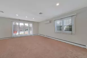 35 Strafford St, Mastic, NY 11950 - Photo 20