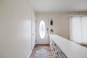 35 Strafford St, Mastic, NY 11950 - Photo 12