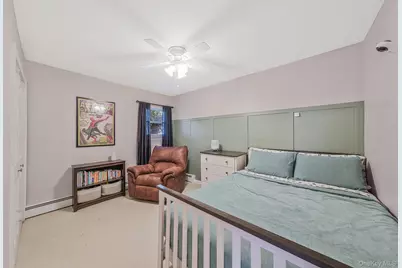 35 Strafford Street, Mastic, NY 11950 - Photo 32