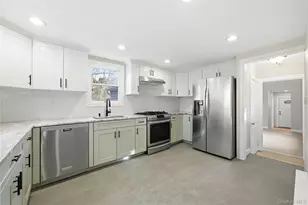 15 Corchaug Trail, Ridge, NY 11961 - Photo 14