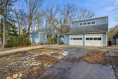 15 Corchaug Trail, Ridge, NY 11961 - Photo 4