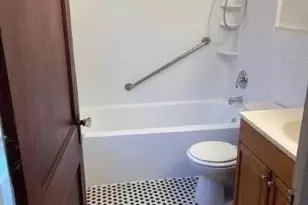 29 Ford St, Glen Cove, NY 11542 - Photo 16