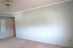 40 Daley Pl, Lynbrook, NY 11563 - Photo 24