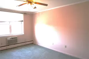 40 Daley Pl, Lynbrook, NY 11563 - Photo 14