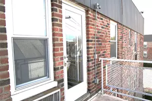 40 Daley Pl, Lynbrook, NY 11563 - Photo 28