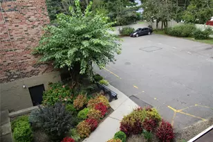 40 Daley Pl, Lynbrook, NY 11563 - Photo 36