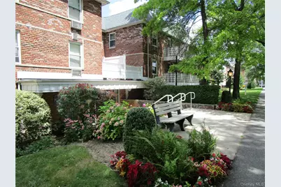 40 Daley Place #227, Lynbrook, NY 11563 - Photo 1
