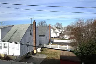 40 Daley Pl, Lynbrook, NY 11563 - Photo 30