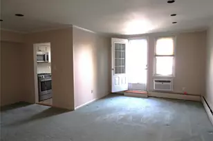 40 Daley Pl, Lynbrook, NY 11563 - Photo 8