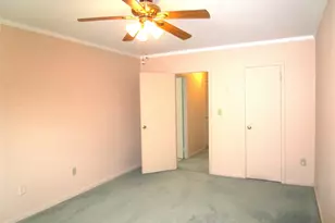 40 Daley Pl, Lynbrook, NY 11563 - Photo 30