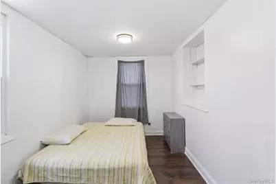 1042 E 233rd Street, Bronx, NY 10466 - Photo 20
