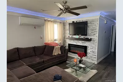 14408 Weller Lane, Rosedale, NY 11422 - Photo 4