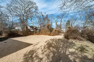 67 Edgewood Rd, West Islip, NY 11795 - Photo 28