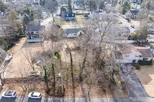 67 Edgewood Rd, West Islip, NY 11795 - Photo 26