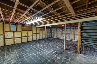 67 Edgewood Road, West Islip, NY 11795 - Photo 22