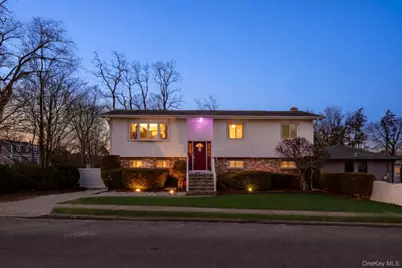 85 Bedford Avenue, Freeport, NY 11520 - Photo 1