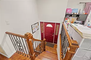 85 Bedford Ave, Freeport, NY 11520 - Photo 14