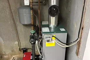 10 Shiloh Ct, Coram, NY 11727 - Photo 10