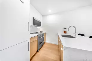 30-24 32nd St, Astoria, NY 11102 - Photo 6