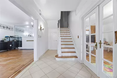 16016 Riverside Drive, Whitestone, NY 11357 - Photo 10