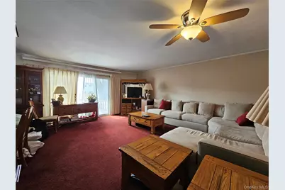 34 Hampton Court, Middletown, NY 10941 - Photo 12