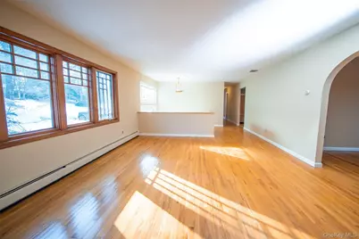 75 Holland Place, Hartsdale, NY 10530 - Photo 4