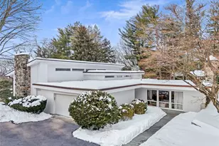 132 Ridgecrest Rd, Briarcliff Manor, NY 10510 - Photo 4