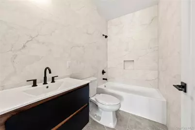 5 Jeffrey Place #112, Monsey, NY 10952 - Photo 14