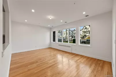 5 Jeffrey Place #112, Monsey, NY 10952 - Photo 4