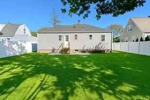 29 Avon Rd, Hewlett, NY 11557 - Photo 16