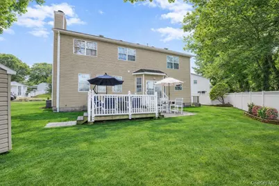 24 Ridge Court, Hauppauge, NY 11788 - Photo 36