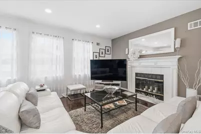 24 Ridge Court, Hauppauge, NY 11788 - Photo 18